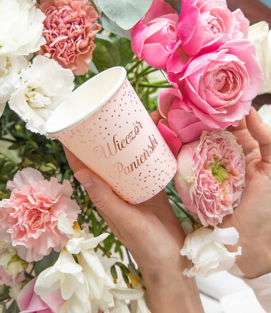 Kubki Papierowe na Wieczór Panieński 250 ml – 6 sztuk