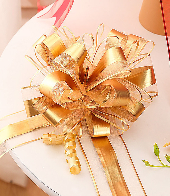 Kokarda dekoracyjna ściągana ZŁOTA