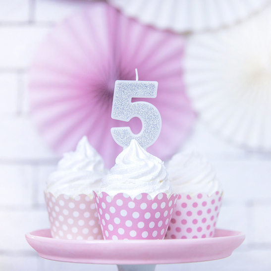 Świeczka urodzinowa srebrna brokat cyfra 5 pięć