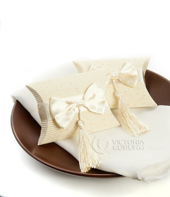 Pudełeczko poduszeczka RED