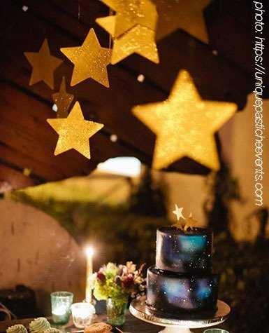 Girlandy papierowe - GWIAZDKI SREBRNE 4,5M