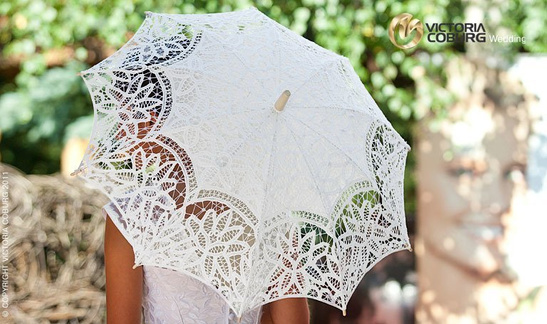 Komplet ślubny Mariboutique – parasol i wachlarz koronkowy ECRU vintage