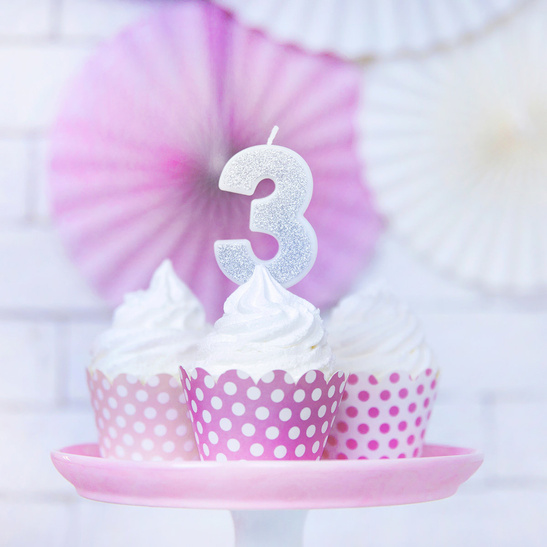 Świeczka urodzinowa srebrna brokat cyfra 3 trzy