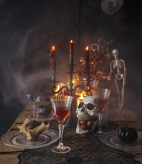 Świece stożkowe krwawiące 25 cm, czarne, zestaw 3 szt. Halloween