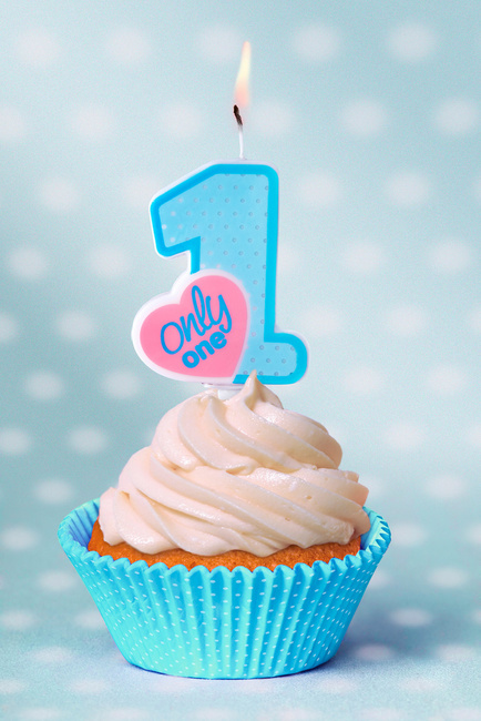Świeczka urodzinowa roczek jeden 1 ONLY ONE
