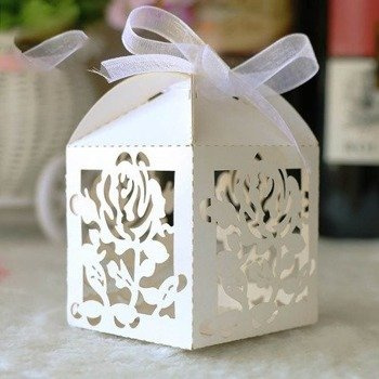 Pudełeczko laser róża - ecru