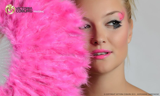 Wachlarz z Piór Marabuta Różowy – Elegancki Dodatek na Ślub