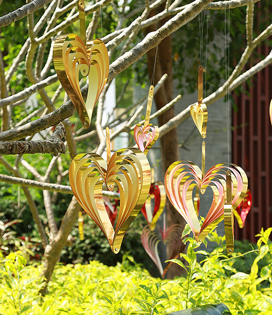 Czerwone Dekoracje Serce 3D z Papieru Lakierowanego 10-25cm